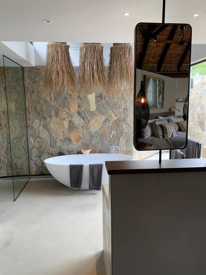 Laluka Safari Lodge - Welgevonden Game Reserve Eksteriør bilde
