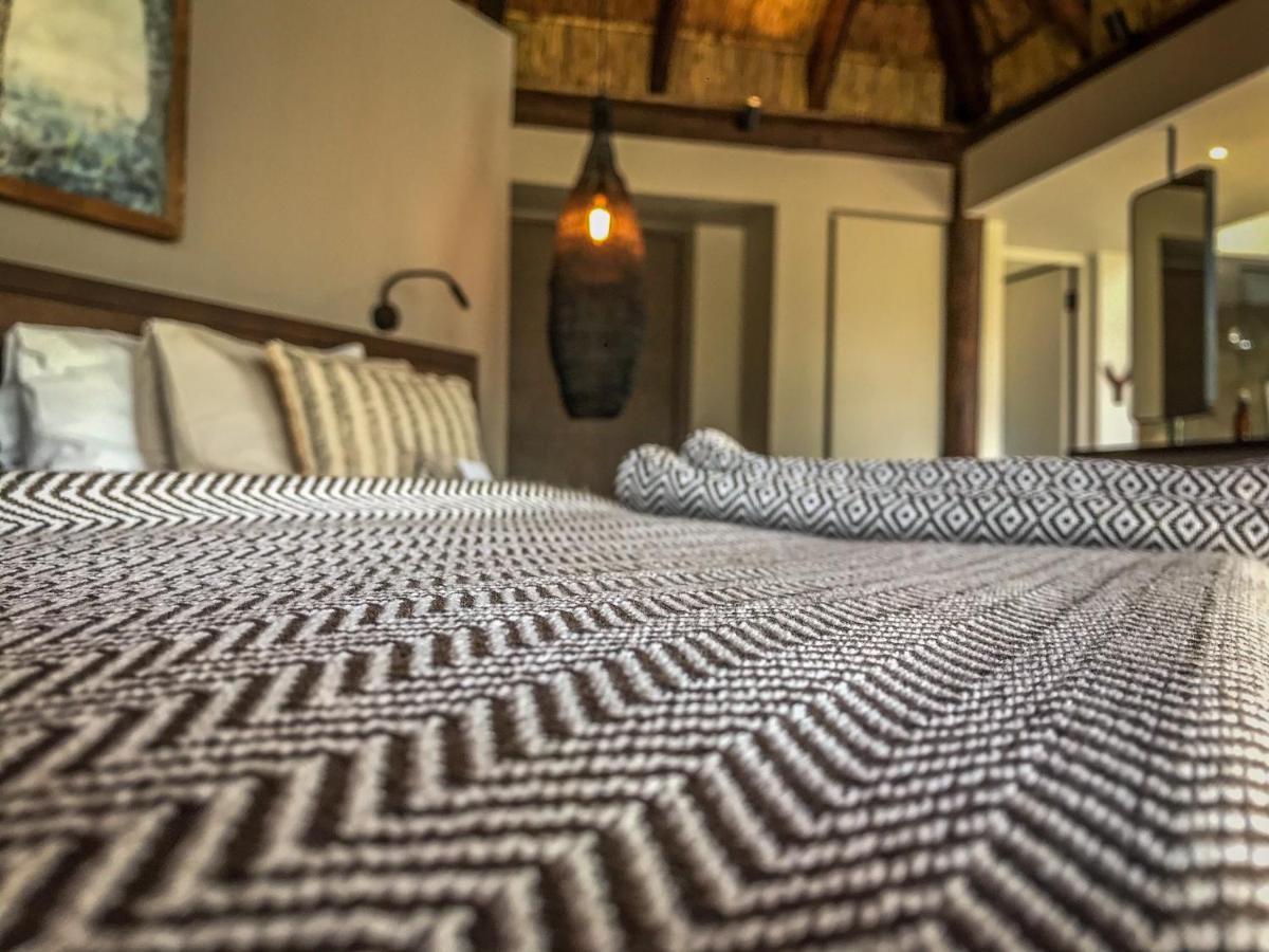 Laluka Safari Lodge - Welgevonden Game Reserve Eksteriør bilde